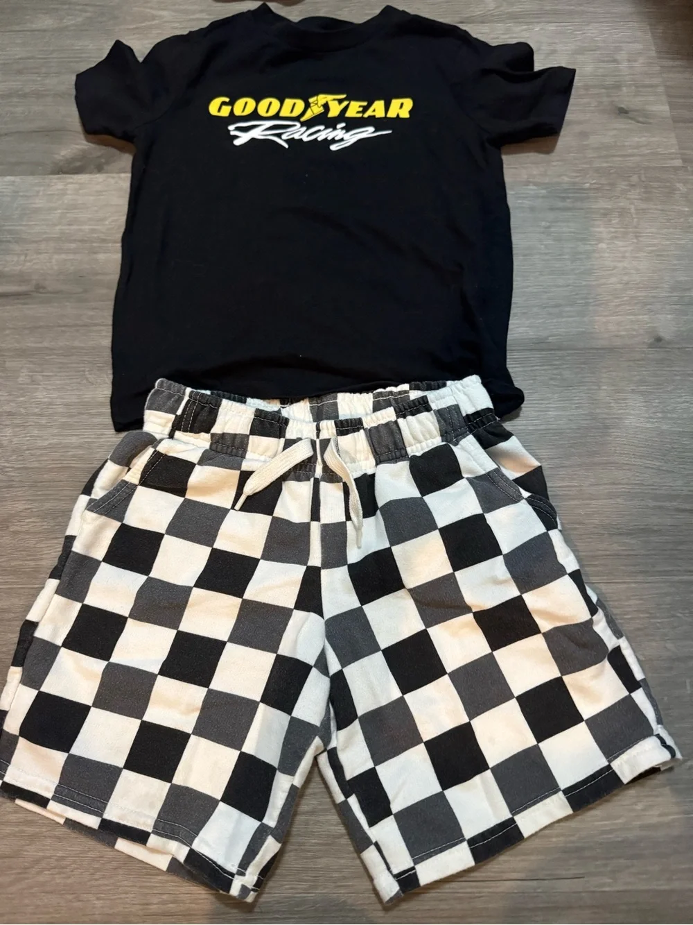 Gap Goodyear shirt & Cat & Jack Black and White Checkerboard Shorts sz 6-7